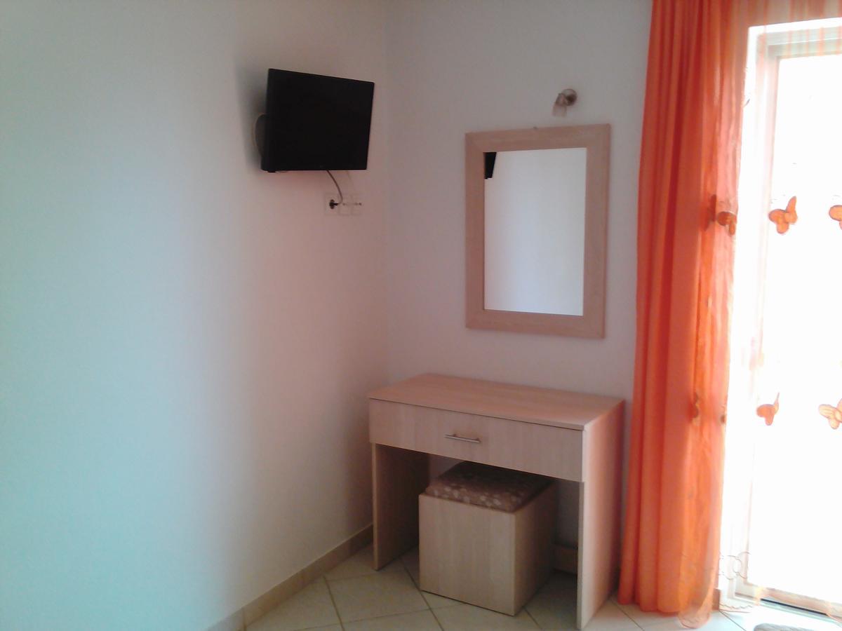 Zoe'S Studios Parga Esterno foto
